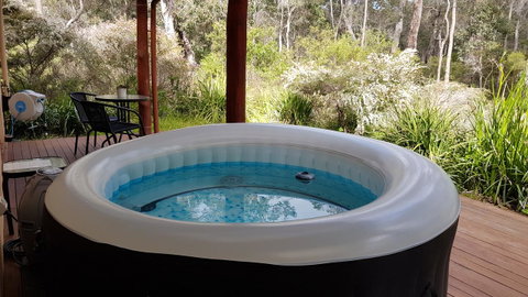 Jarrah Grove Forest Retreat - Food Delivery Shop 12
