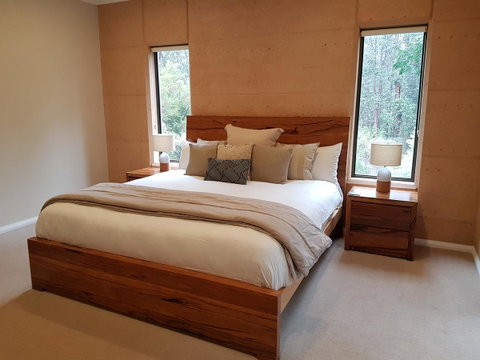 Jarrah Grove Forest Retreat - Food Delivery Shop 3