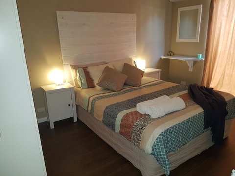 Kalbarri Sunset Villa - Food Delivery Shop 8