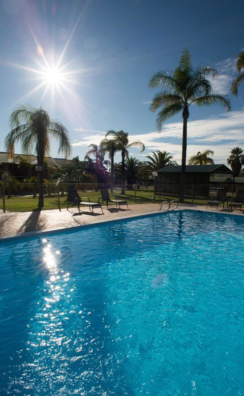 Kalbarri Palm Resort - Food Delivery Shop 5