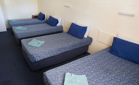 Kalbarri Palm Resort - Food Delivery Shop 20