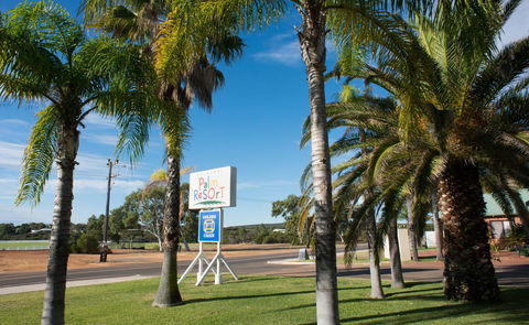 Kalbarri Palm Resort - Food Delivery Shop 28
