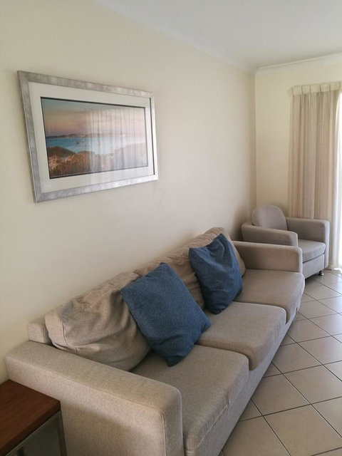 Kalbarri Edge Resort - Food Delivery Shop 28