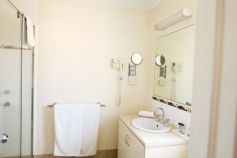 Kalbarri Edge Resort - Food Delivery Shop 12
