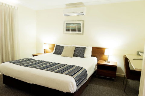Kalbarri Edge Resort - Food Delivery Shop 17