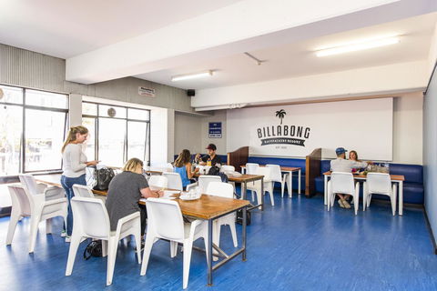 Billabong Backpackers Resort - Food Delivery Shop 21