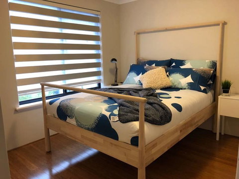 Highgate Modern Home (4 Mins To Perth City) - Food Delivery Shop 8