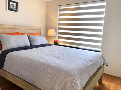 Highgate Modern Home (4 Mins To Perth City) - Food Delivery Shop 9