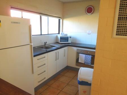 Kalbarri Beach Resort - Food Delivery Shop 4