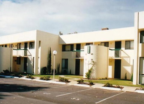Kalbarri Beach Resort - Food Delivery Shop 1