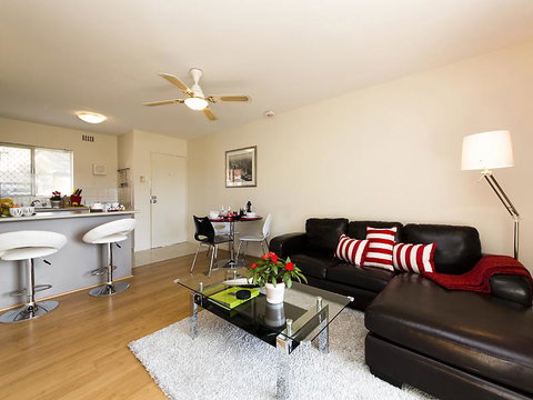 Style In Subiaco - Food Delivery Shop 2