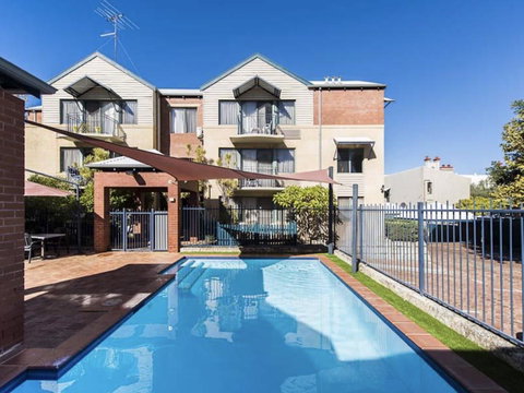 Subiaco Village 18 - Food Delivery Shop 21