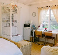 Garden Studio in Cottesloe - Food Delivery Shop
