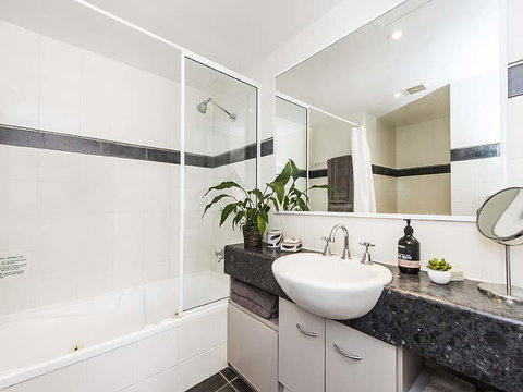 Subiaco Village 28 - Food Delivery Shop 11