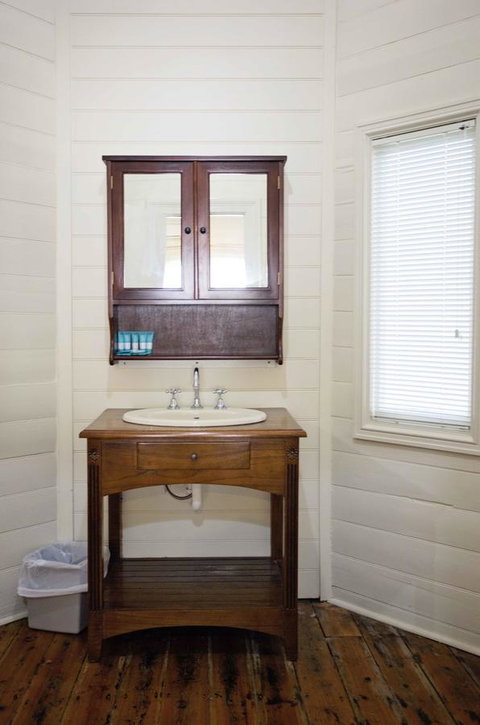 Hopetoun Motel & Chalet Village - Food Delivery Shop 32