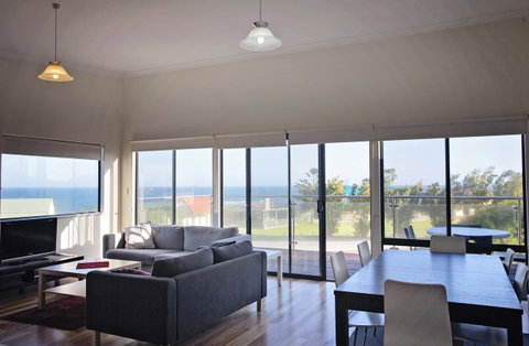 Hopetoun Motel & Chalet Village - Food Delivery Shop 6