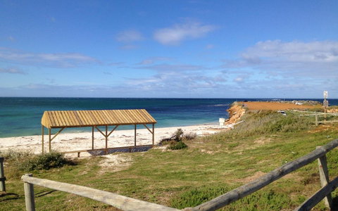 Hopetoun Motel & Chalet Village - Food Delivery Shop 4