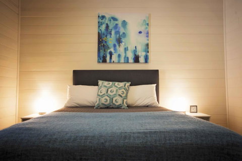 Hopetoun Motel & Chalet Village - Food Delivery Shop 30