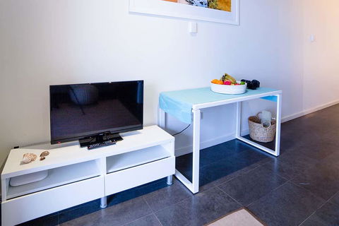 Onslow Beach Resort - Food Delivery Shop 13