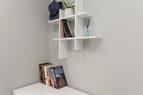 Perth Comfy Stays - Food Delivery Shop 31
