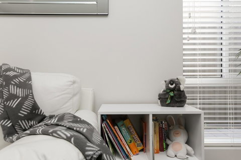 Perth Comfy Stays - Food Delivery Shop 4