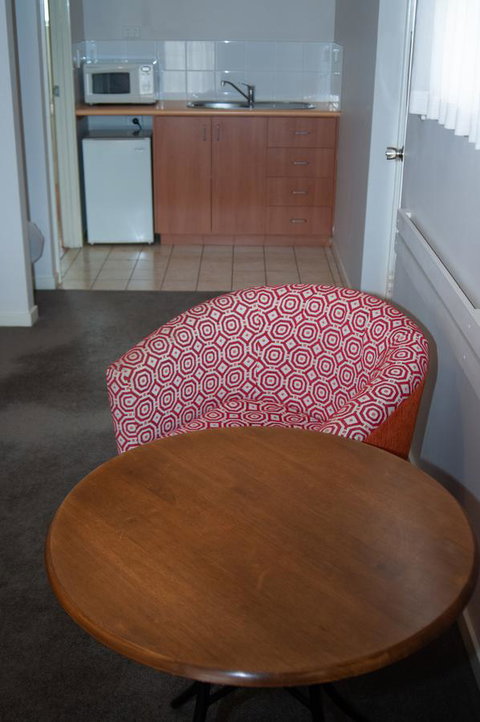 Higgins Lane Motel - Food Delivery Shop 23