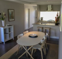 Margaret River Town House - Food Delivery Shop