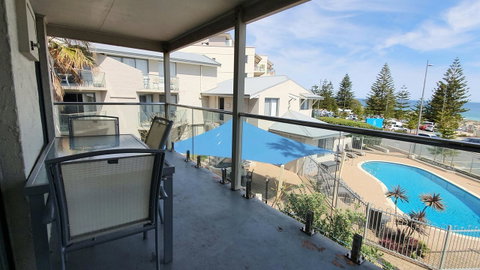 Scarborough Beach Front Resort - Shell Seven - Food Delivery Shop 6