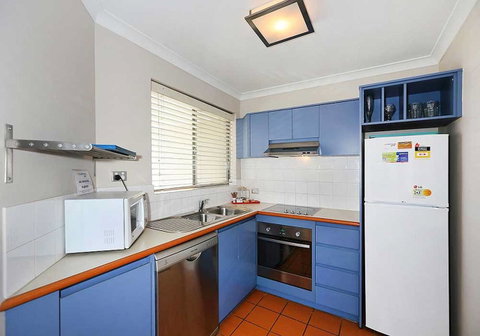 Scarborough Beach Front Resort - Shell Seven - Food Delivery Shop 11