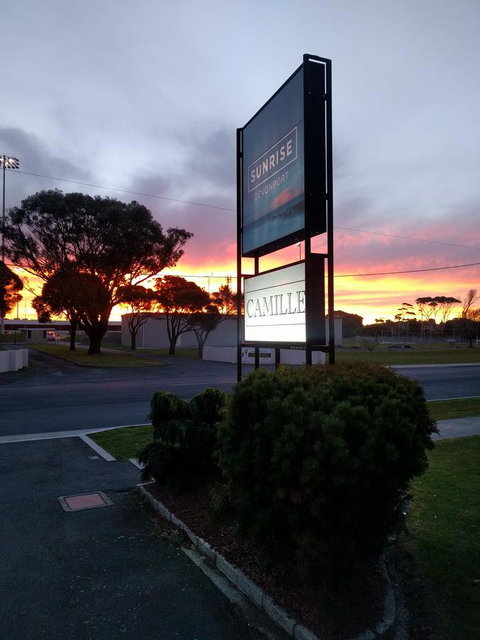 Comfort Inn Devonport - Food Delivery Shop 27