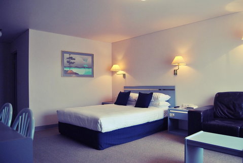 Comfort Inn Devonport - Food Delivery Shop 0