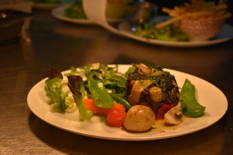 Comfort Inn Devonport - Food Delivery Shop 5