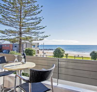 Beachfront Voyager Motor Inn - Food Delivery Shop