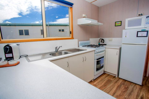 Discovery Parks - Devonport - Food Delivery Shop 32