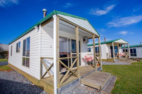 Discovery Parks - Devonport - Food Delivery Shop 2