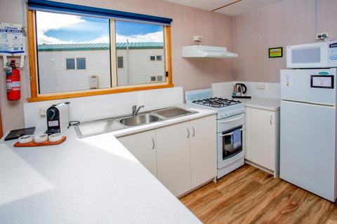 Discovery Parks - Devonport - Food Delivery Shop 35