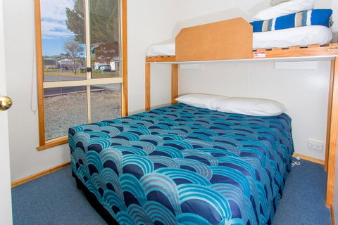 Discovery Parks - Devonport - Food Delivery Shop 6