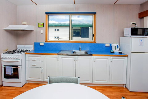 Discovery Parks - Devonport - Food Delivery Shop 24