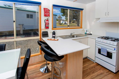 Discovery Parks - Devonport - Food Delivery Shop 10