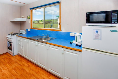 Discovery Parks - Devonport - Food Delivery Shop 21