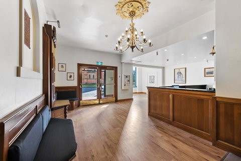 The Cornwall Boutique Hotel - Food Delivery Shop 24