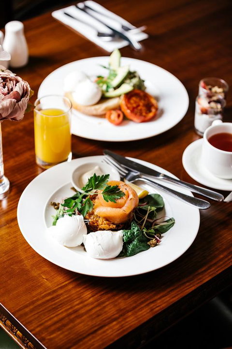 Hadley\'s Orient Hotel - Food Delivery Shop 6