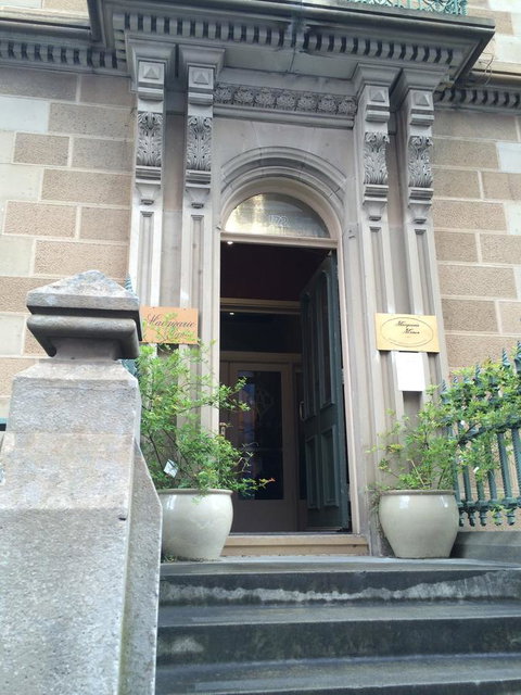 The Macquarie Hobart - Food Delivery Shop 24