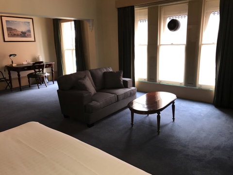 The Macquarie Hobart - Food Delivery Shop 27