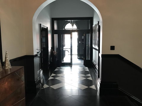 The Macquarie Hobart - Food Delivery Shop 28