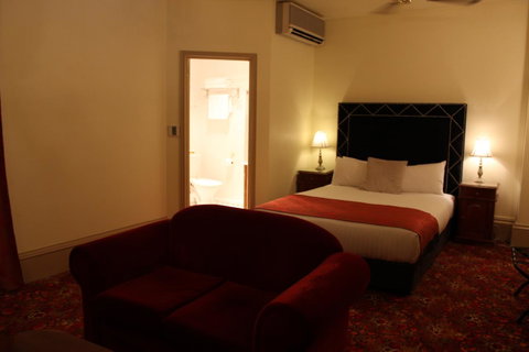 The Macquarie Hobart - Food Delivery Shop 35