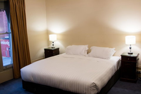 The Macquarie Hobart - Food Delivery Shop 15