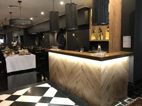 The Macquarie Hobart - Food Delivery Shop 20
