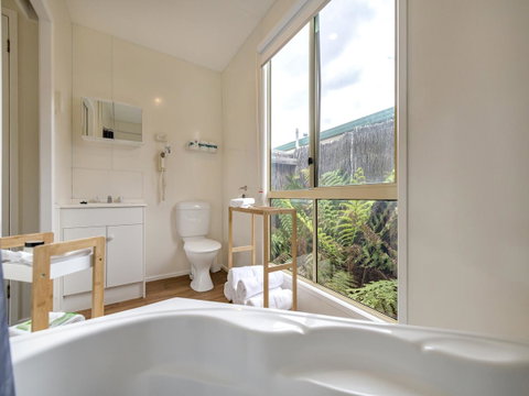 Discovery Parks - Mornington Hobart - Food Delivery Shop 22