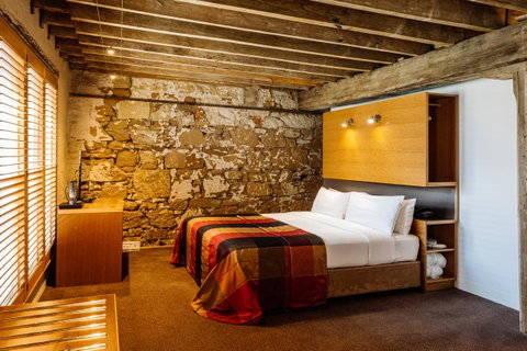 The Henry Jones Art Hotel - Food Delivery Shop 16